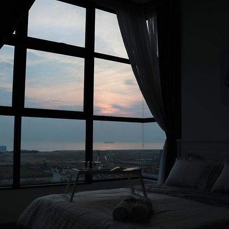 อพาร์ตเมนต์ 2 ห้องนอน 2 ห้องน้ำส่วนตัว ขนาด 99 ตร.ม. – กลางเมืองมะละกา Apartment Malacca ภายนอก รูปภาพ